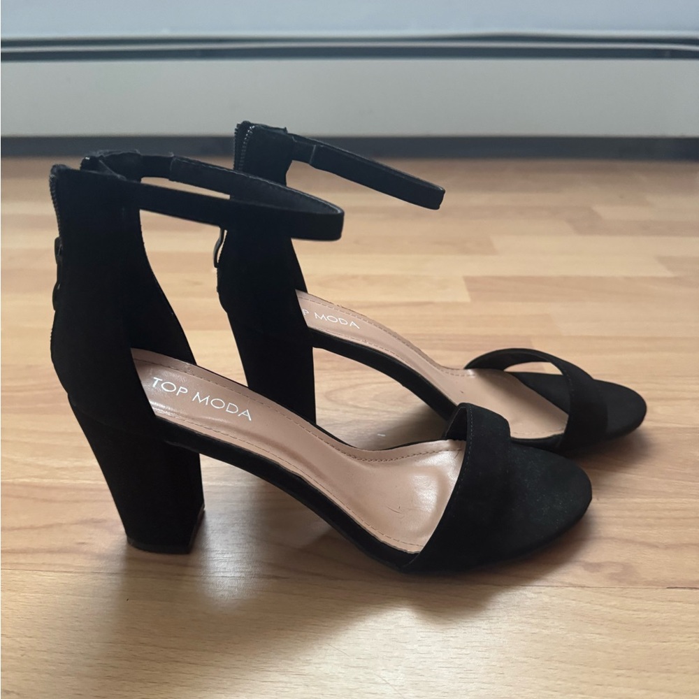 TOP Moda Classic Black Ankle Strap Heels